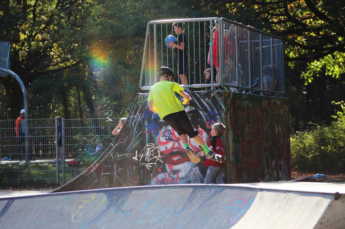 skate-park-3753240_1280